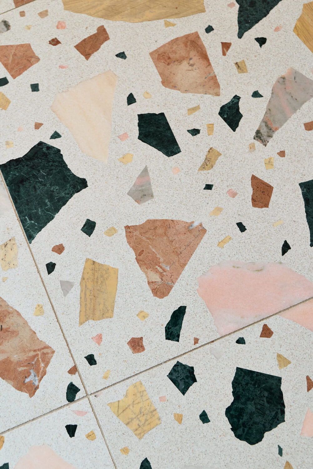 A Colorful Design-Led Georgian House in the Heart of Henley-on-Thames 10 terrazzo floor tiles