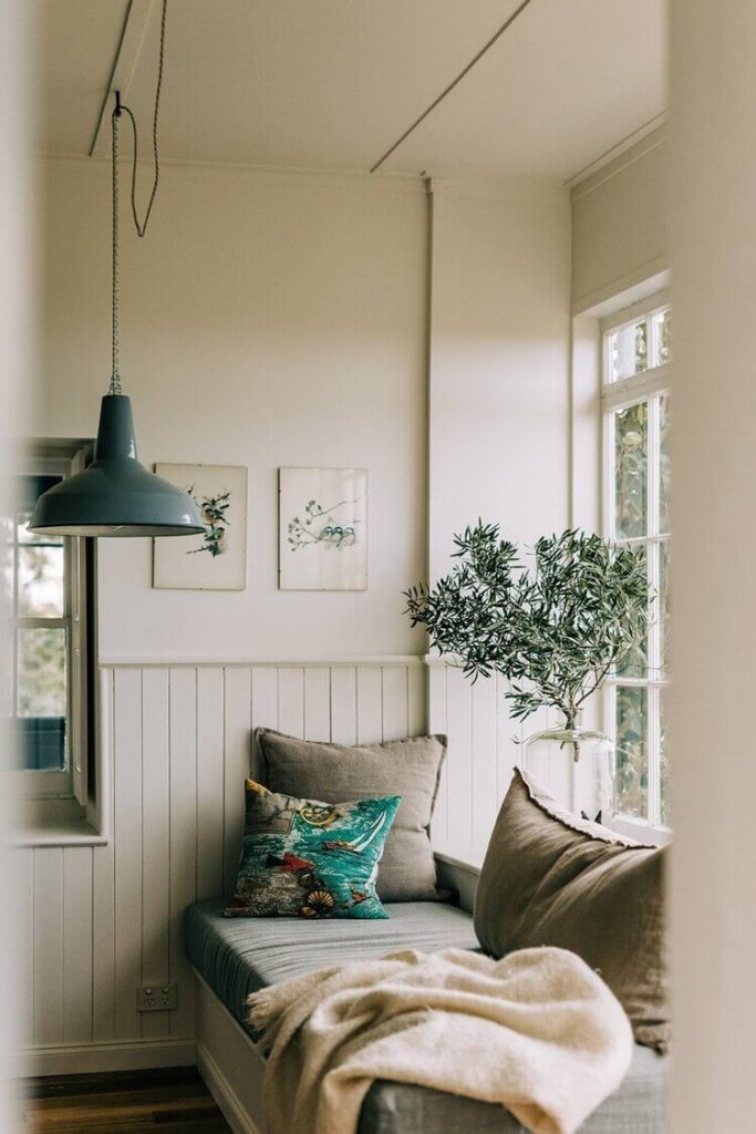 20 Stylish and Peaceful Holiday Cottages in Tasmania 22 the-burrows-holiday-cottages-tasmania-nordroom