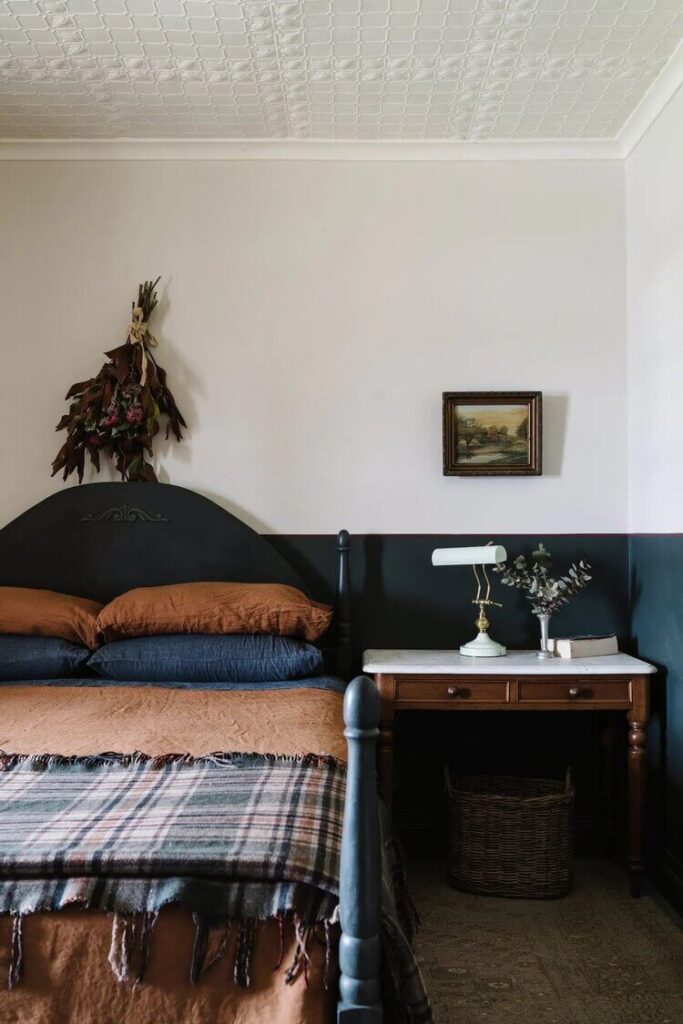 20 Stylish and Peaceful Holiday Cottages in Tasmania 19 the-butchers-house-holiday-cottages-tasmania-nordroom