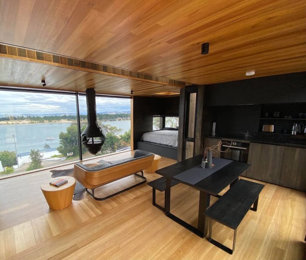 20 Stylish and Peaceful Holiday Cottages in Tasmania 55 the-pod-stylish-holiday-cottages-tasmania-nordroom