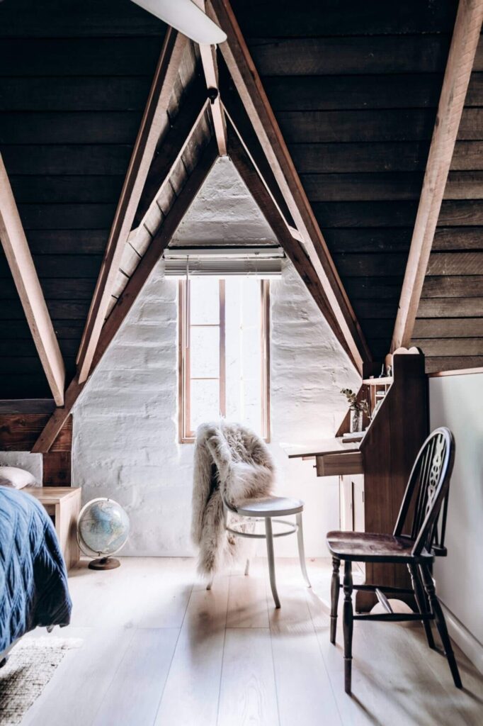 20 Stylish and Peaceful Holiday Cottages in Tasmania 41 the-stable-lofts-stylish-holiday-cottages-tasmania-nordroom