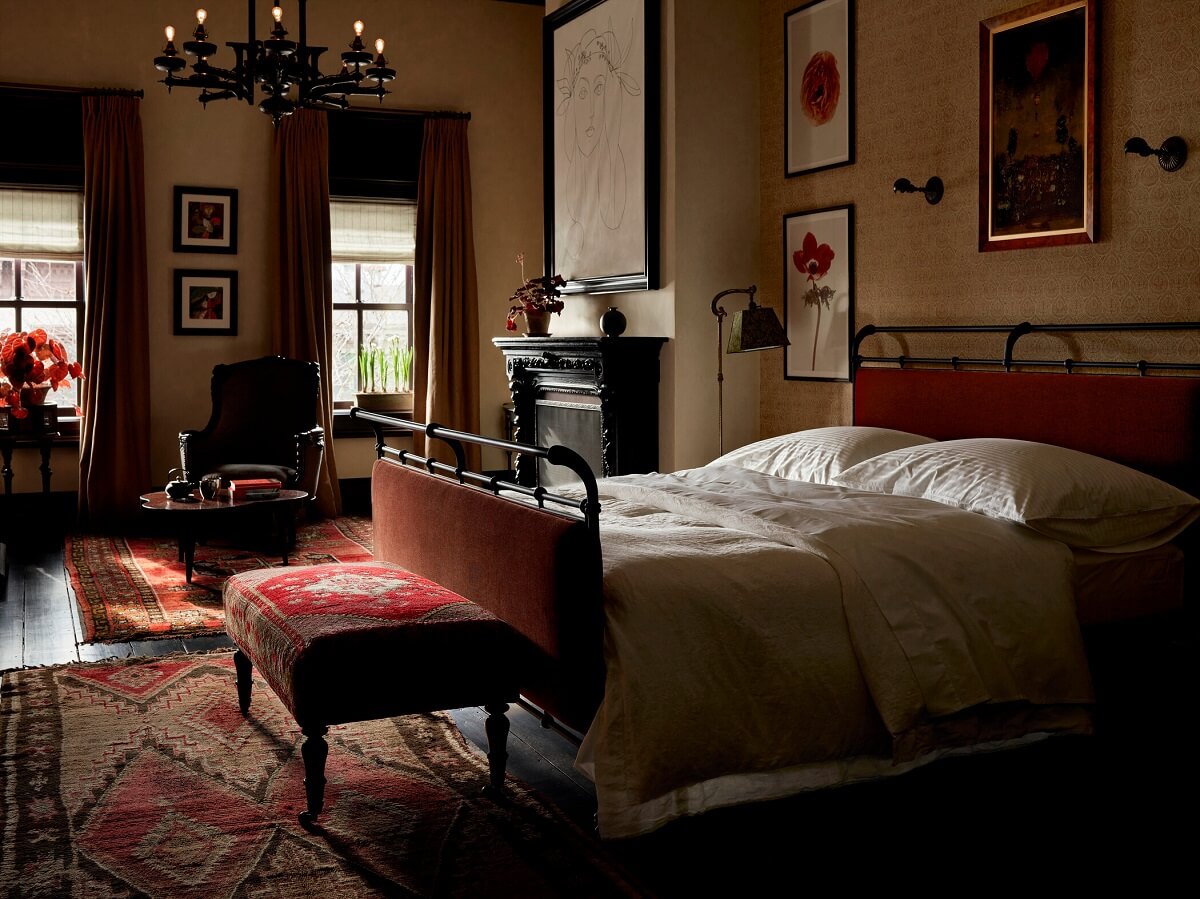 The Maker Hotel in Hudson, New York 7 vintage-style-bedroom-the-maker-hotel-new-york-nordroom
