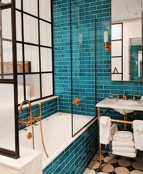 40+ Colorful Bathrooms That Will Spruce Up Your Home 46 30 colorful bathrooms nordroom33 40+ Colorful Bathrooms That Will Spruce Up Your Home