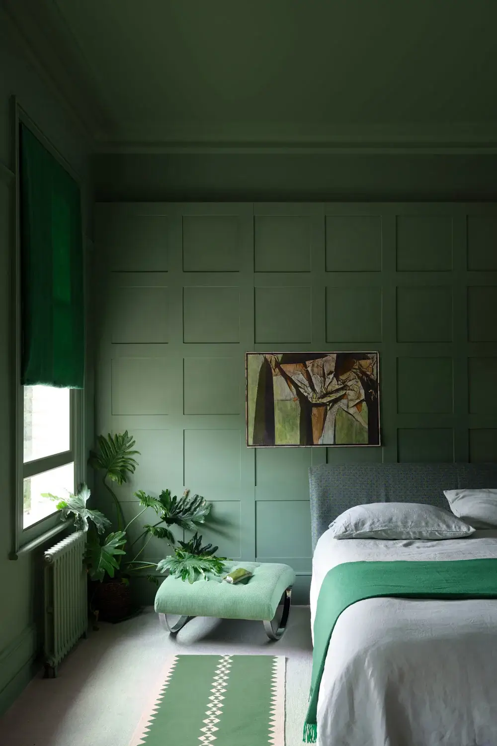 Trend Alert: 36x Color-Drenched Rooms 17 farrow-ball-dead-flat-paint-finish-calke-green-bedroom-nordroom