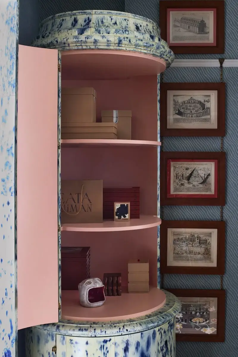 The Dependables Paint Collection by Beata Heuman and Mylands 15 Mylands Beata Heuman 188 01. Drawing Room 5 No.17 MorMor Zaza Kakelugn The Dependables Paint Collection by Beata Heuman and Mylands