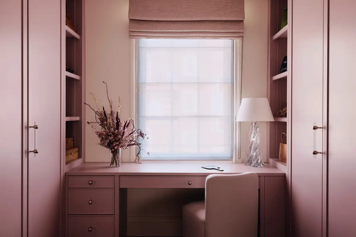 Luxurious Interiors in a Victorian Townhouse in Chelsea 14 pink dressing room