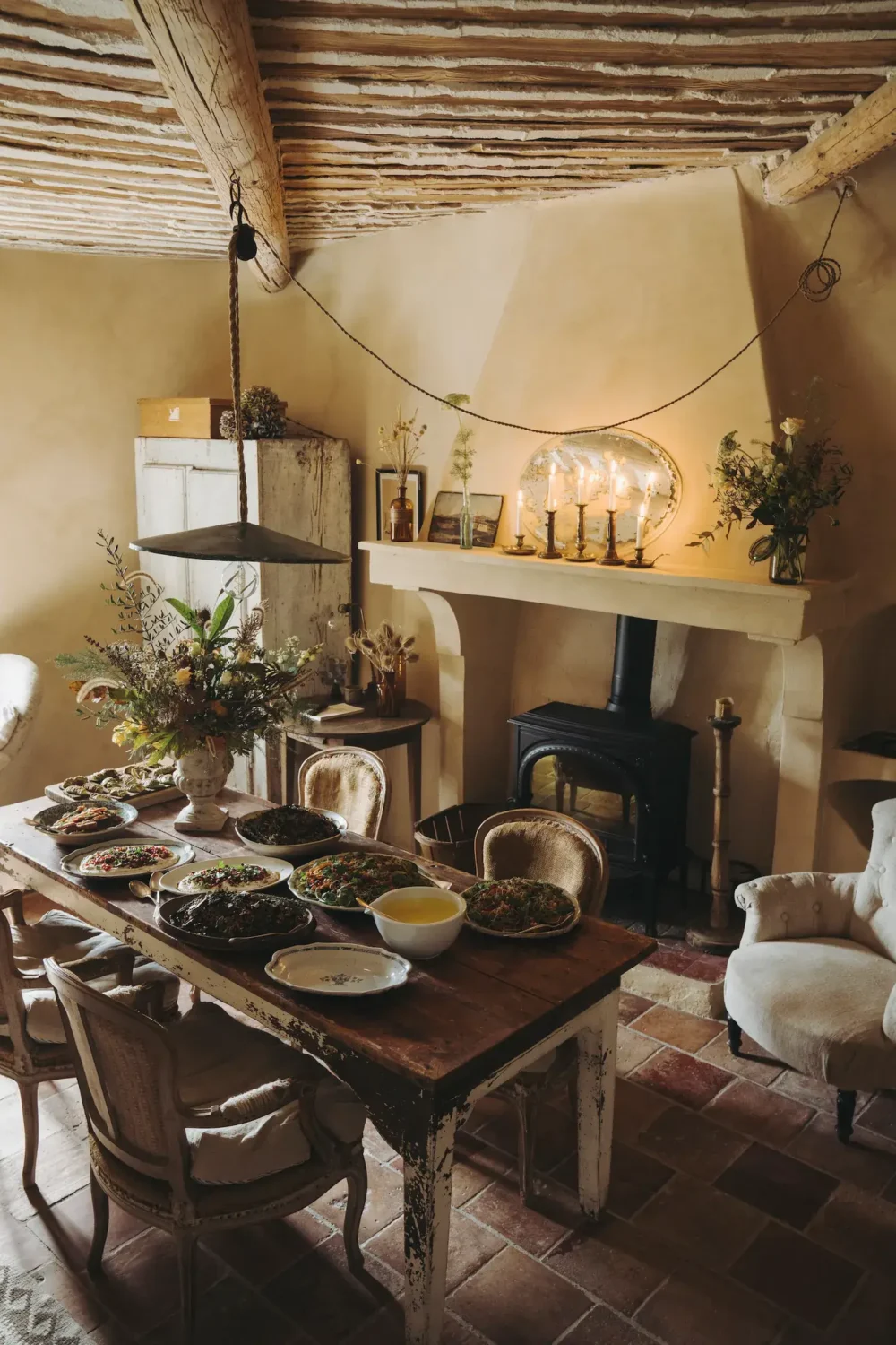 Provencal Maison Aumône is the Perfect French Country House 3 rustic-french-country-kitchen-terracotta-floor-dining-table-nordroom