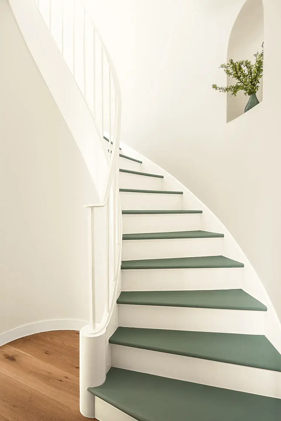 Benjamin Moore Color of the Year 2025: Cinnamon Slate 16 staircase Sea Salt color trends palette nordroom