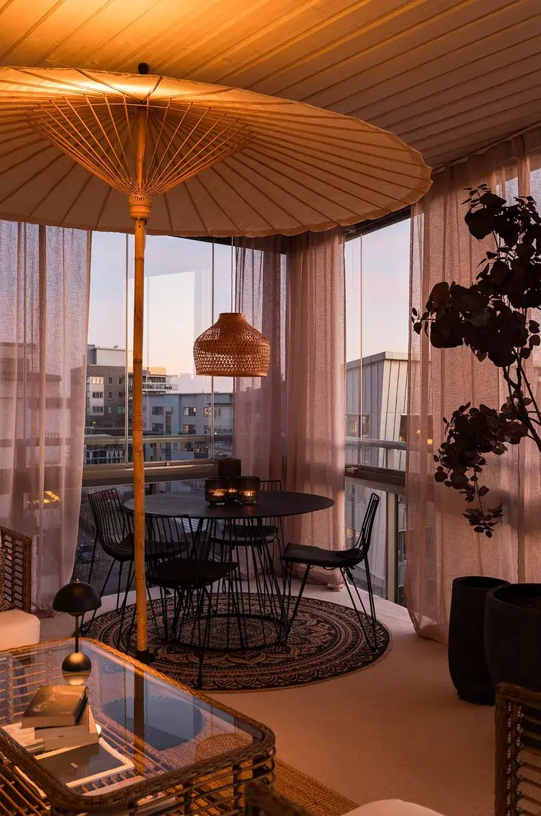 terrace dining table